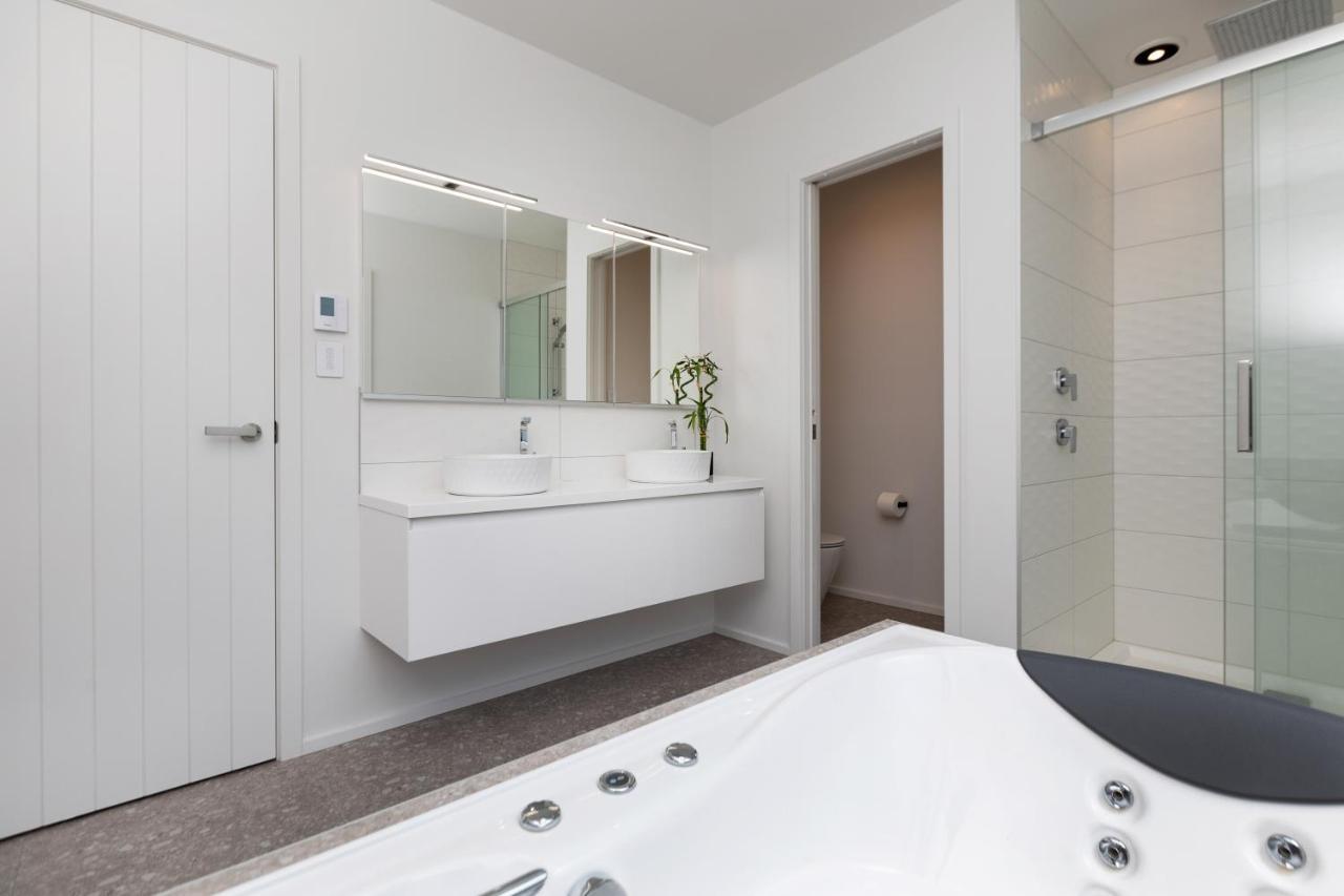 Oakura Beach Front Apartments Luaran gambar